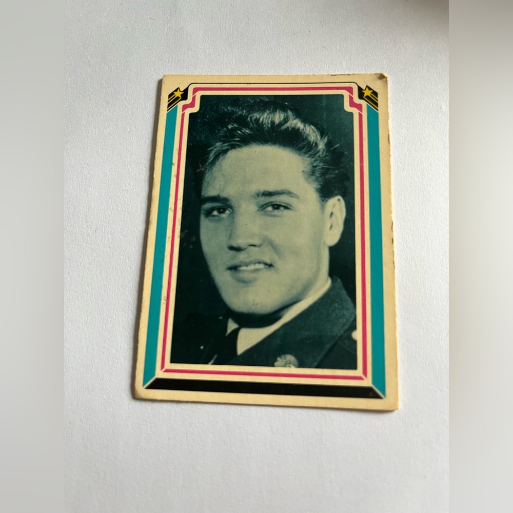 Elvis Presley complete set 66 trading cards